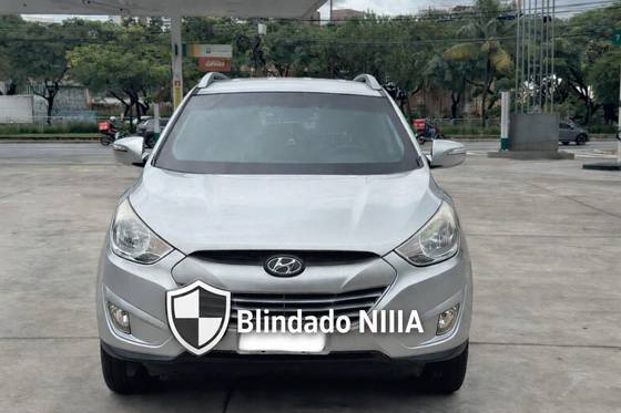 HYUNDAI IX35 2.0 MPI 4X2 16V FLEX 4P AUTOMÁTICO HYUNDAI IX35 2.0 MPI 4X2 16V FLEX 4P AUTOMÁTICO